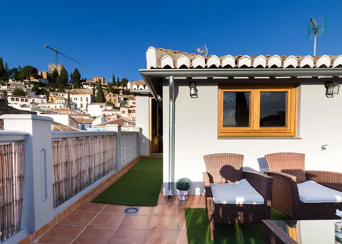 Fantástico ático con terraza y vistas en el centro